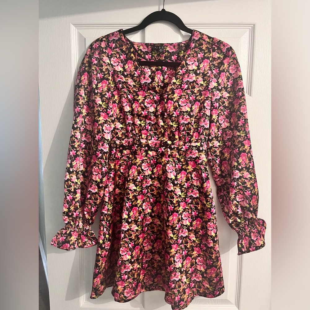 Vero Moda XS pink Floral Dress